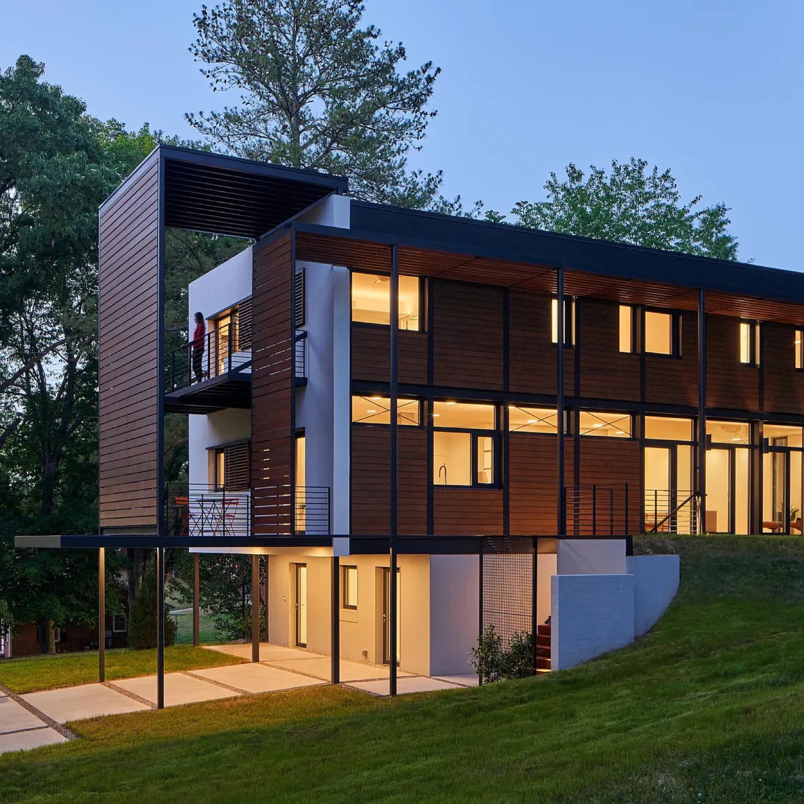Photo showing Village Modern house